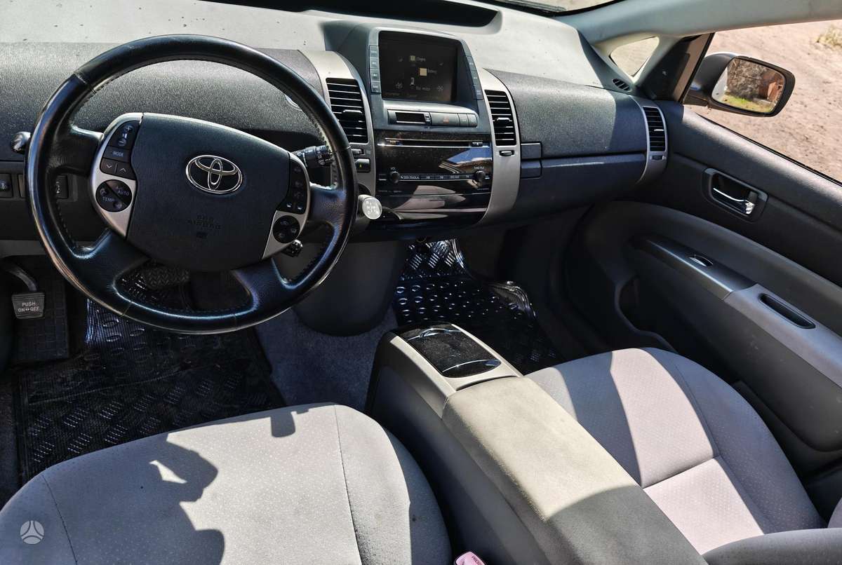 Toyota Prius - 9