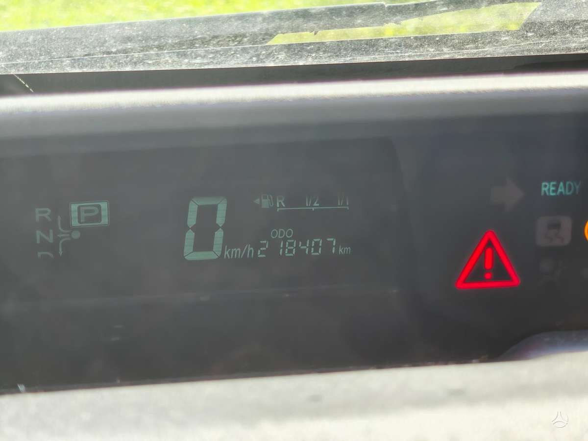 Toyota Prius, hatchback
