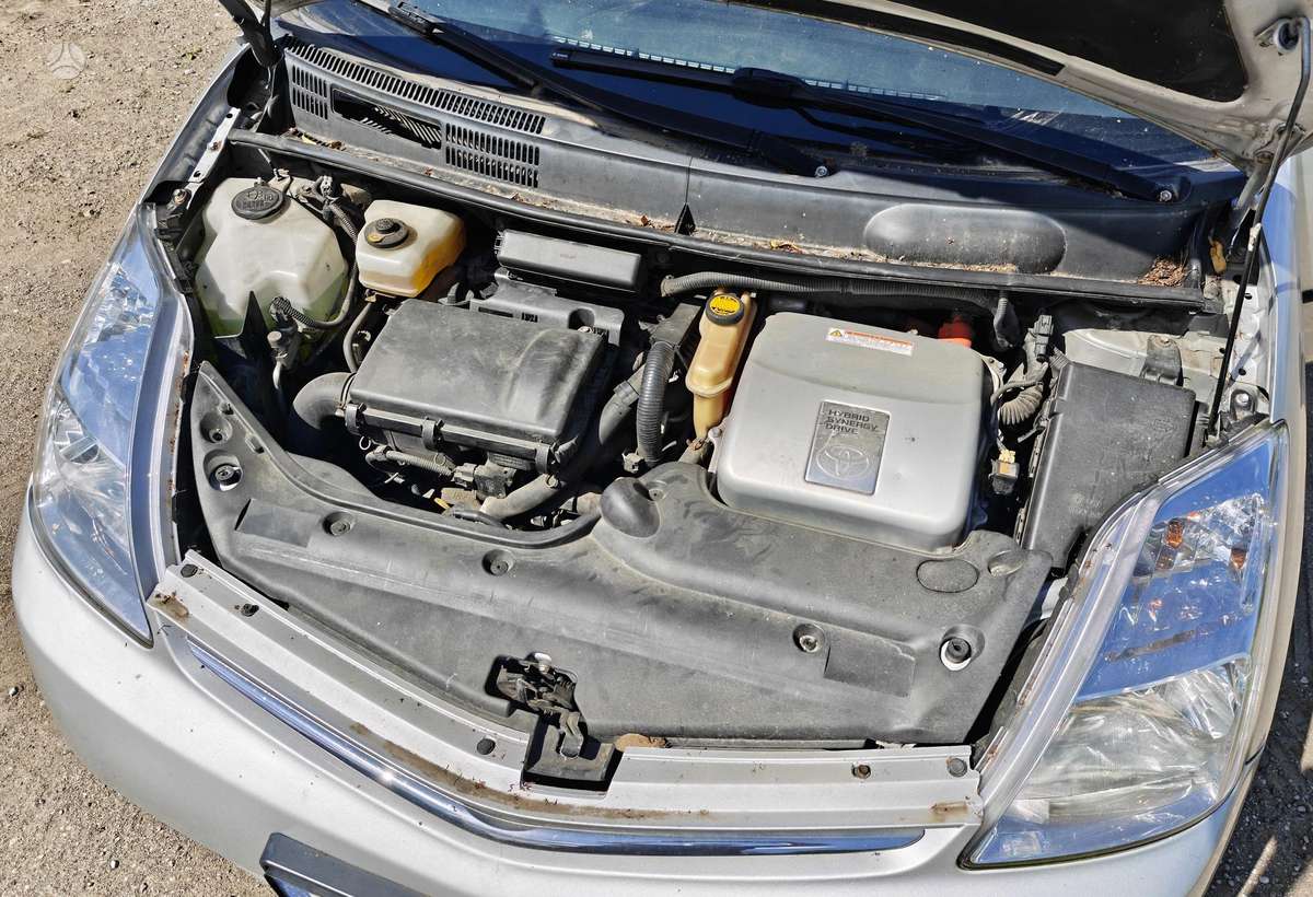 Toyota Prius, hatchback