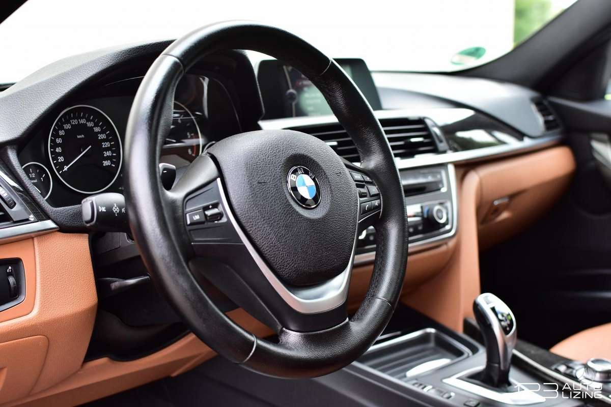 BMW 320, 2.0 l., wagon