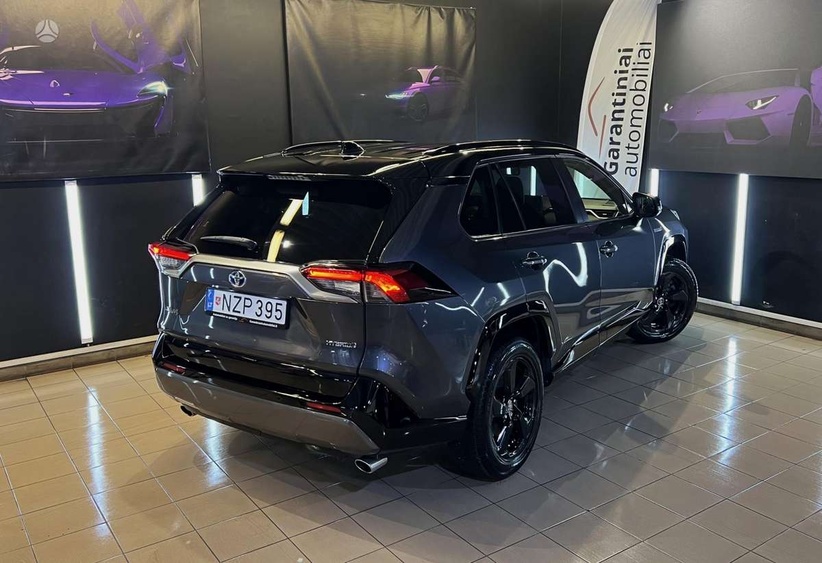 Toyota RAV4 - 2