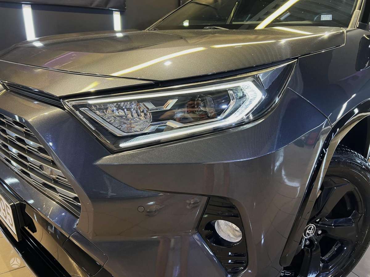 Toyota RAV4 - 3