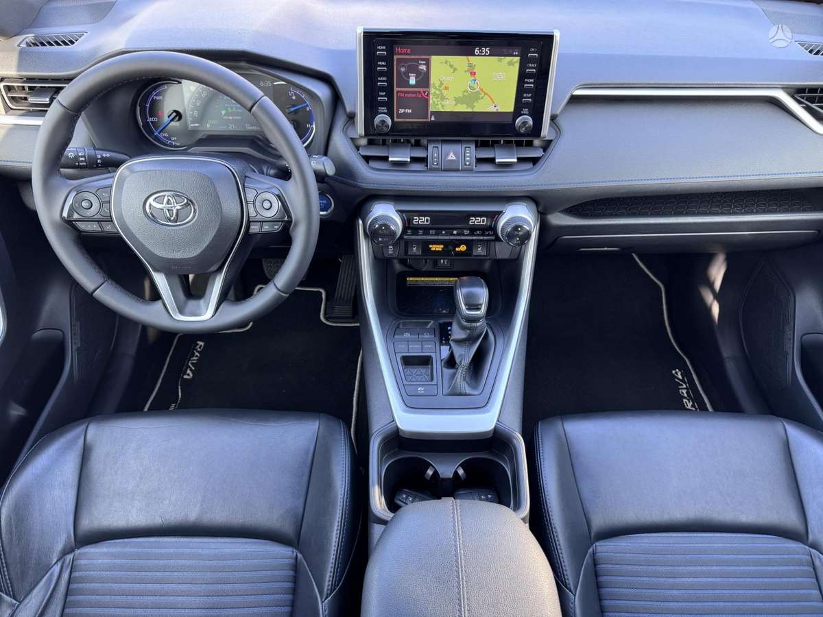 Toyota RAV4 - 5