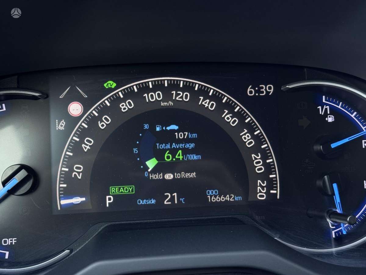 Toyota RAV4 - 11