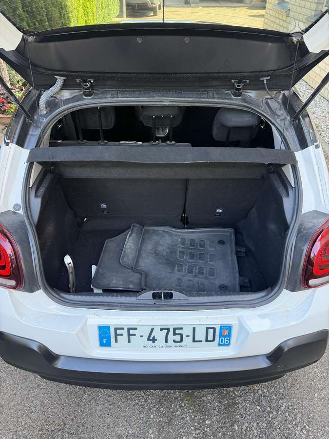 Citroen C3, 1.2 l., hatchback