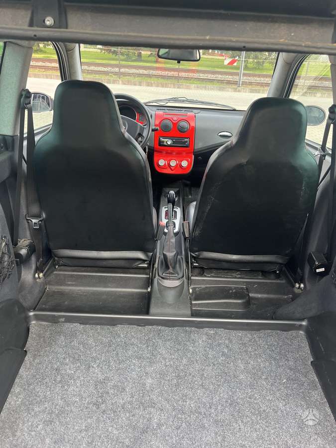 Ligier ixo, 0.4 l., Хэтчбек