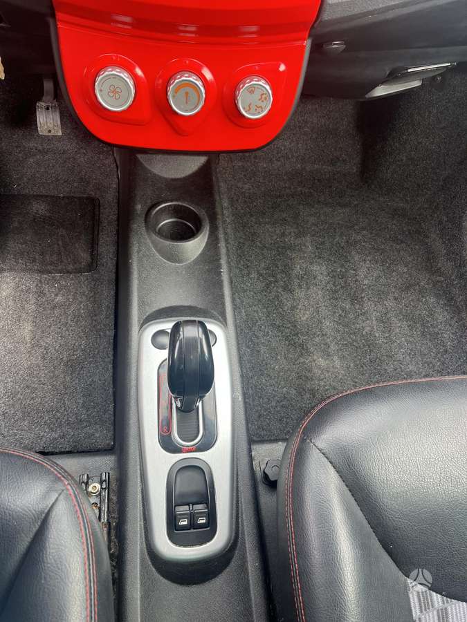 Ligier ixo, 0.4 l., Хэтчбек