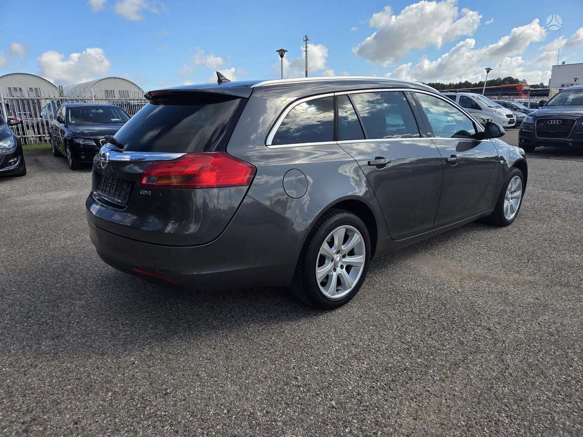 Opel Insignia, 2.0 l., Универсал