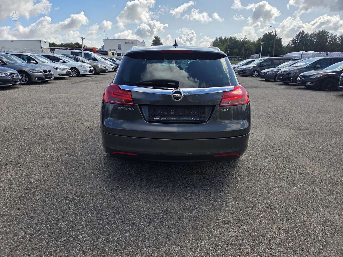 Opel Insignia, 2.0 l., Универсал