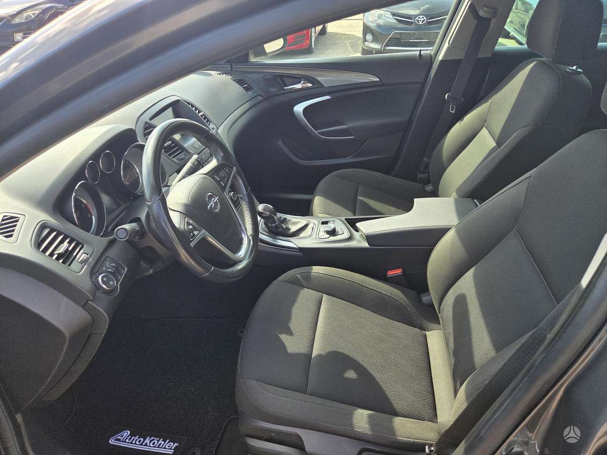 Opel Insignia, 2.0 l., universalas