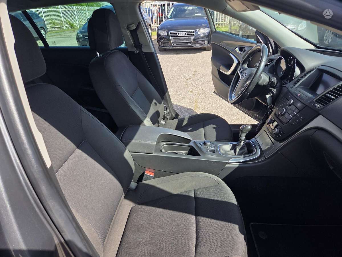 Opel Insignia, 2.0 l., wagon