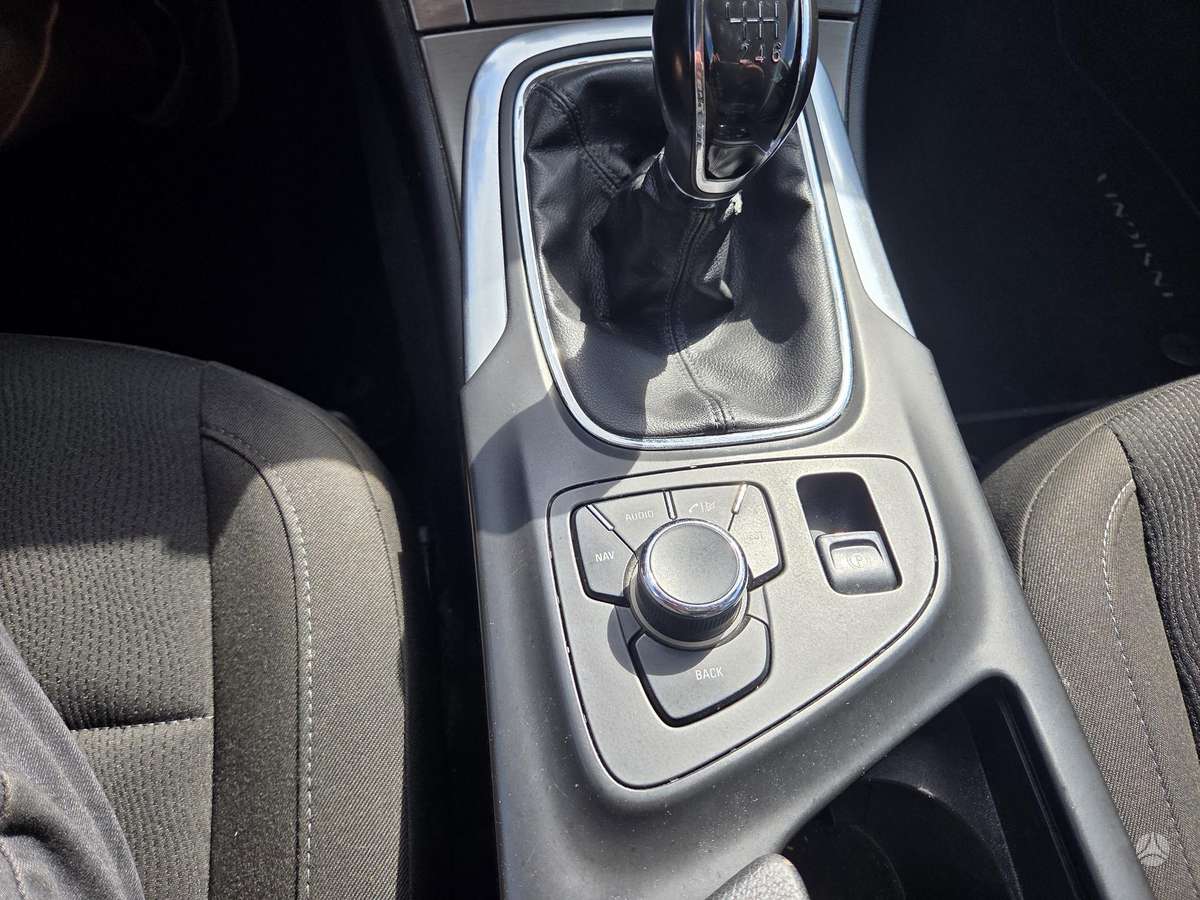 Opel Insignia, 2.0 l., wagon