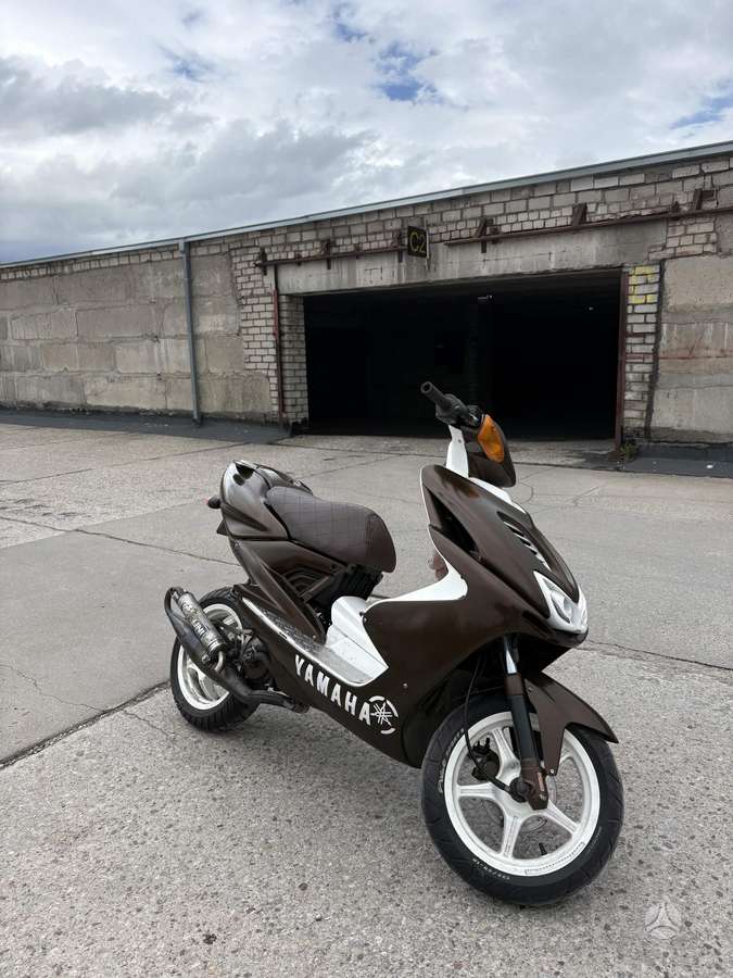 Yamaha Aerox 49cc, мотороллеры / мопеды