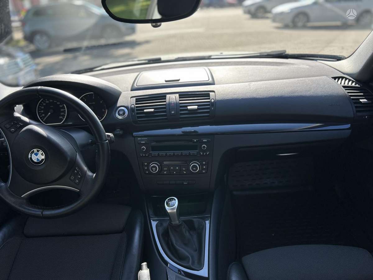 BMW 116, 2.0 l., Хэтчбек