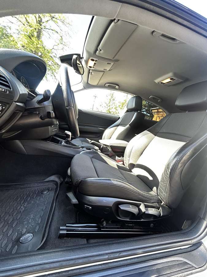 BMW 116, 2.0 l., hatchback