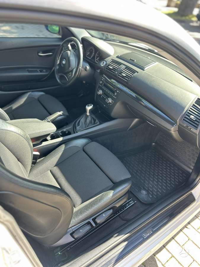 BMW 116, 2.0 l., hatchback