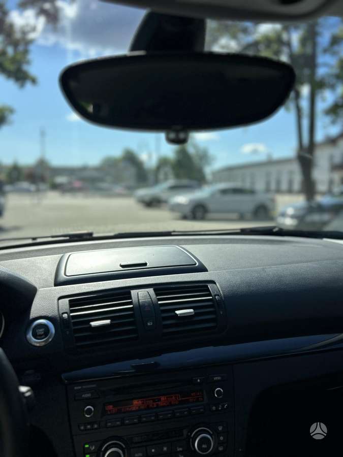 BMW 116, 2.0 l., hatchback