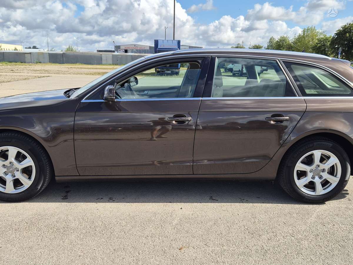 Audi A4, 2.0 l., Универсал