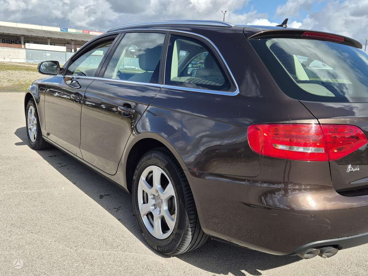 Audi A4, 2.0 l., Универсал