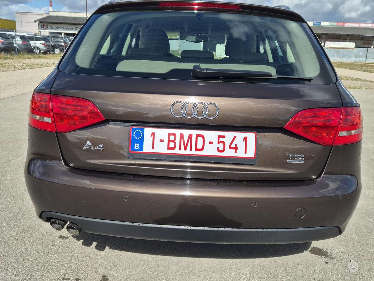 Audi A4, 2.0 l., Универсал