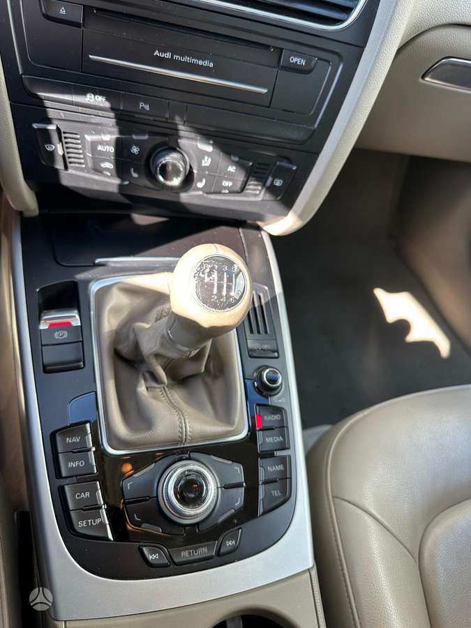 Audi A4, 2.0 l., Универсал