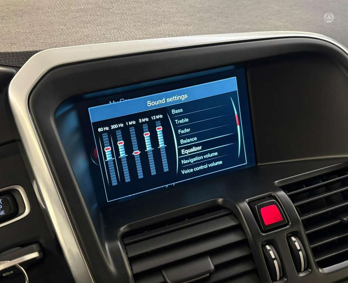Volvo XC60 - 8