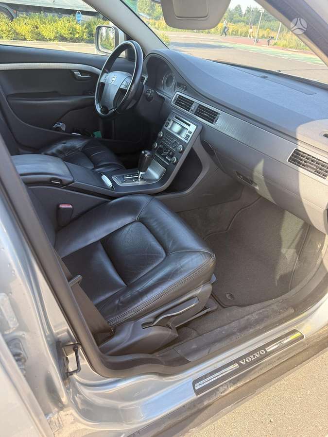 Volvo XC70, 2.4 l., Универсал