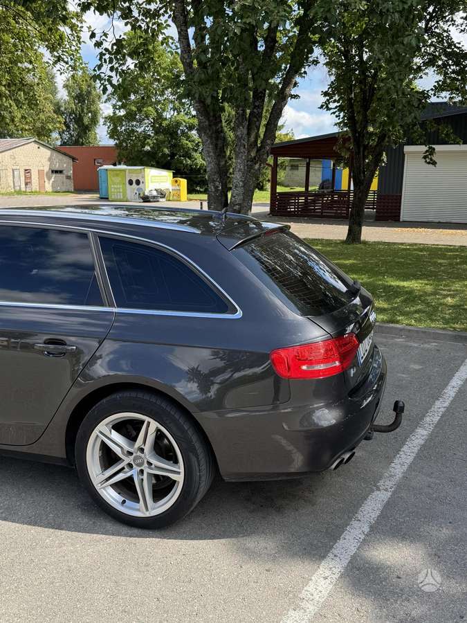 Audi A4, 2.0 l., Универсал
