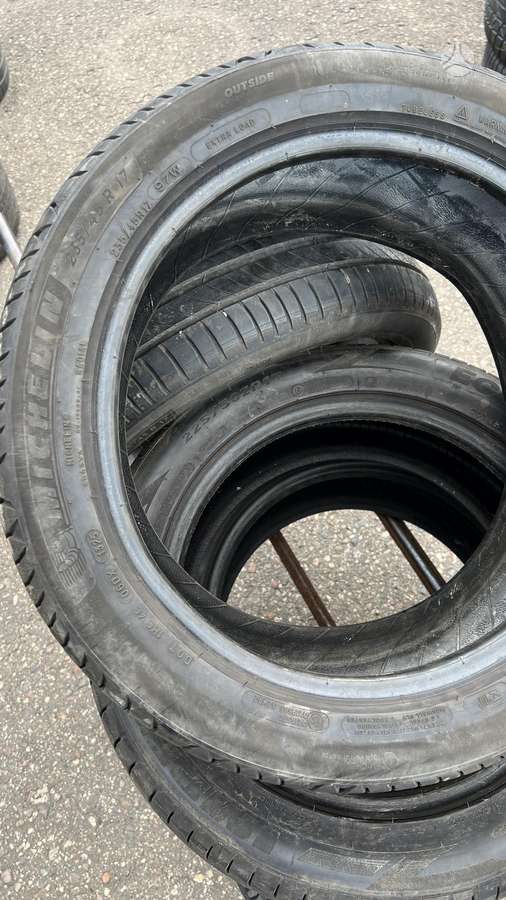 Michelin Primacy 4, летние 235/45 R17