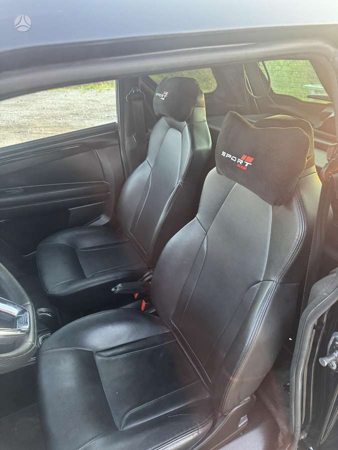 Ligier JS60, 0.5 l., hatchback