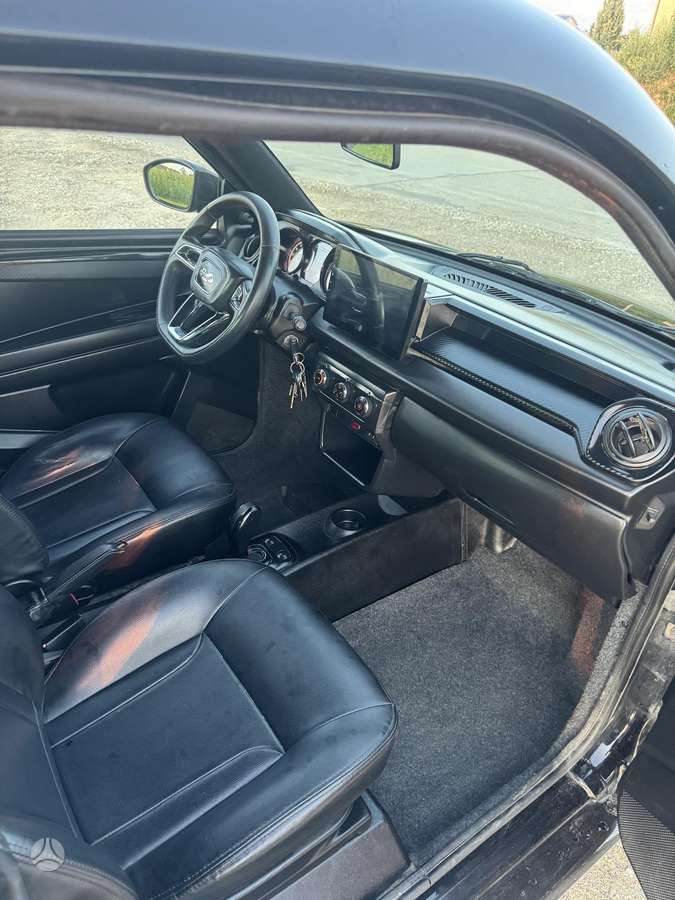 Ligier JS60, 0.5 l., hatchback