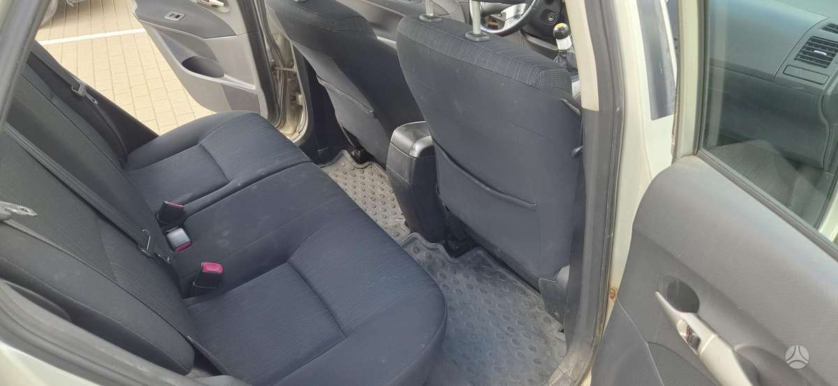 Toyota Auris - 7