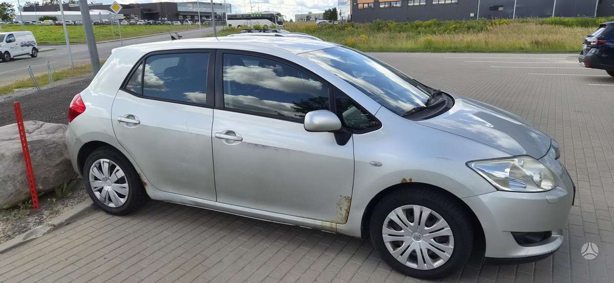 Toyota Auris - 12