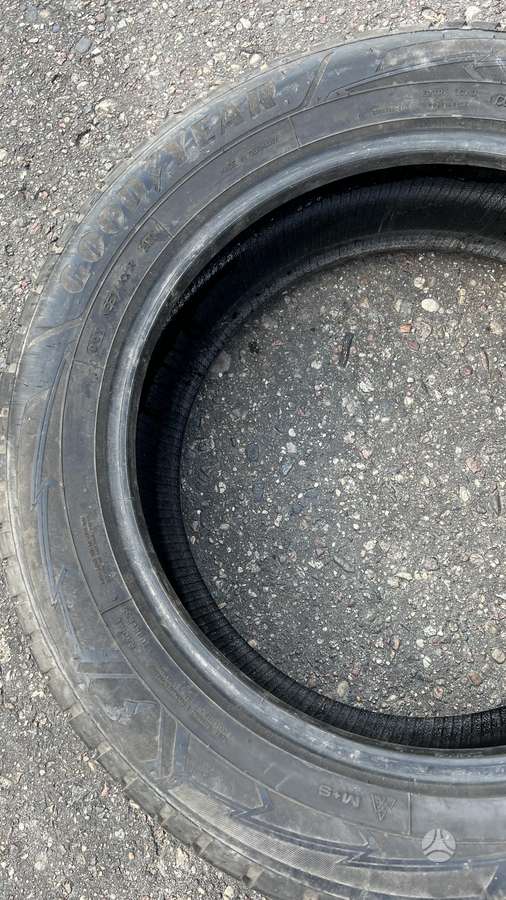 Goodyear Ultragrip Performanca +, winter 235/55 R19