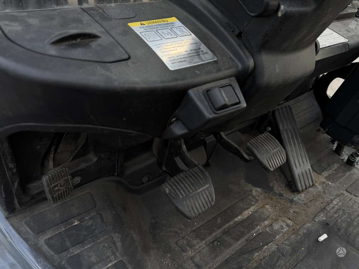 Toyota Tonero35, forklifts