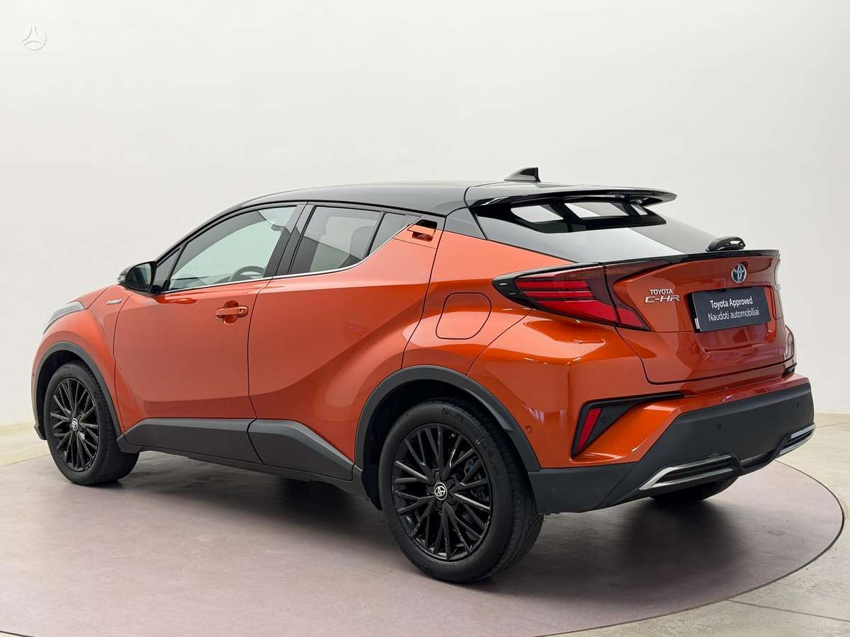 Toyota C-HR - 6