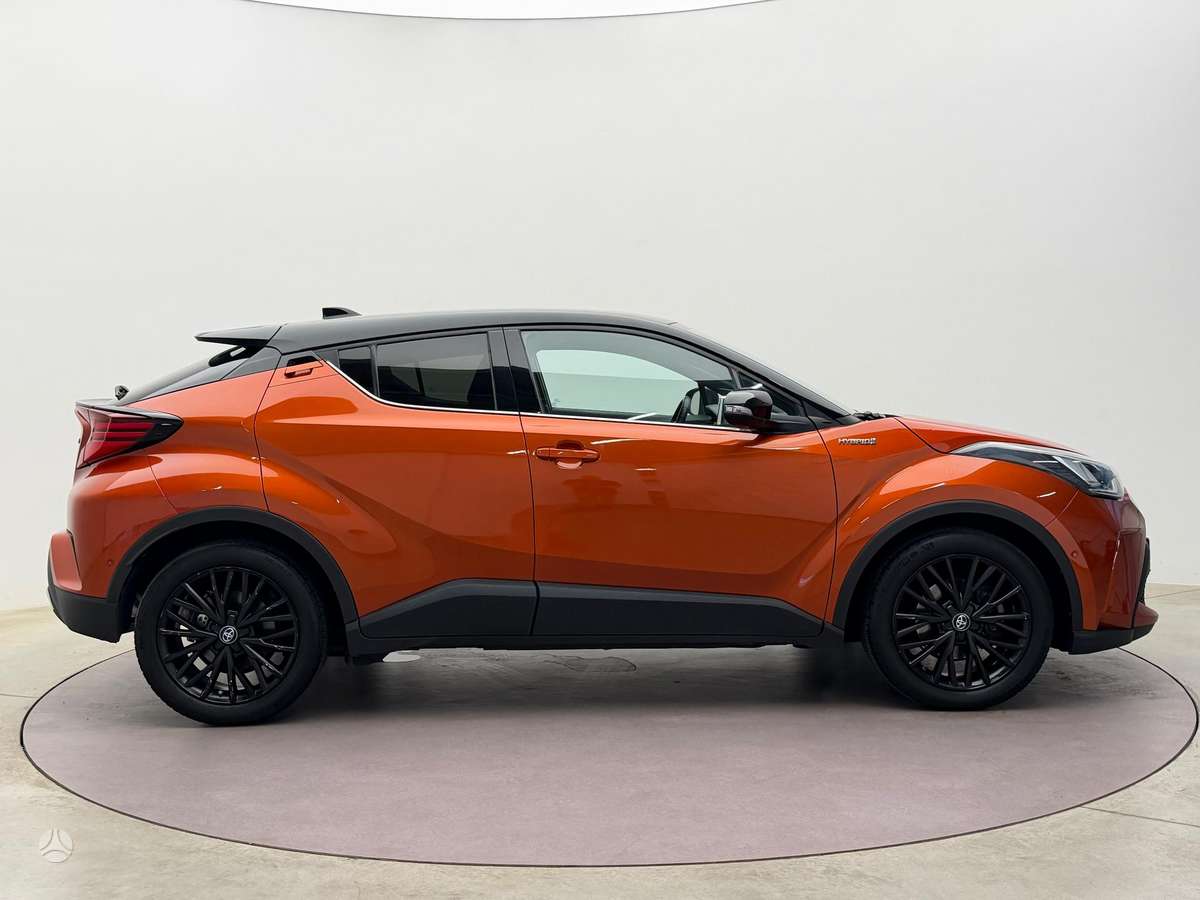 Toyota C-HR - 4