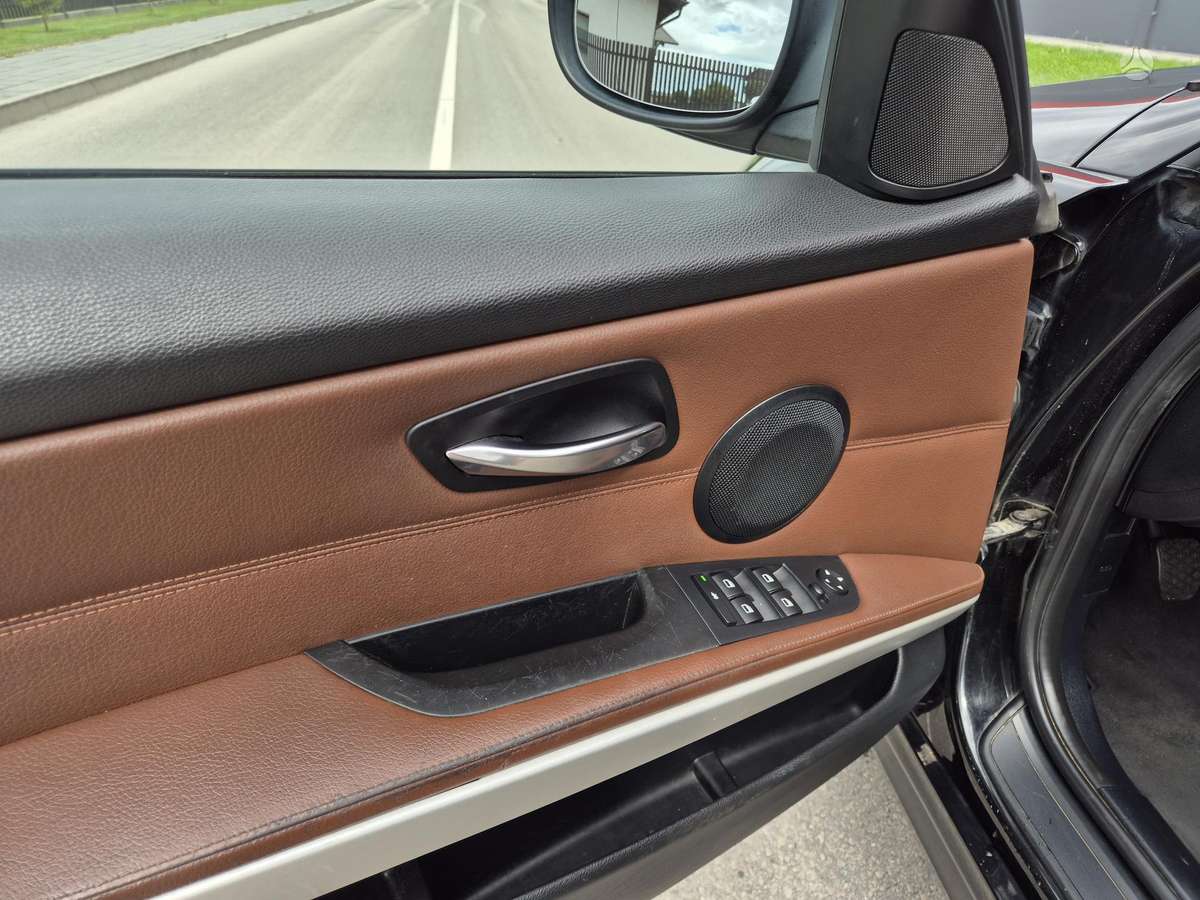 BMW 320, 2.0 l., wagon