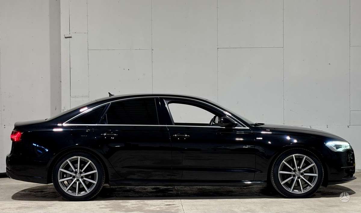 Audi A6, 3.0 l., Седан