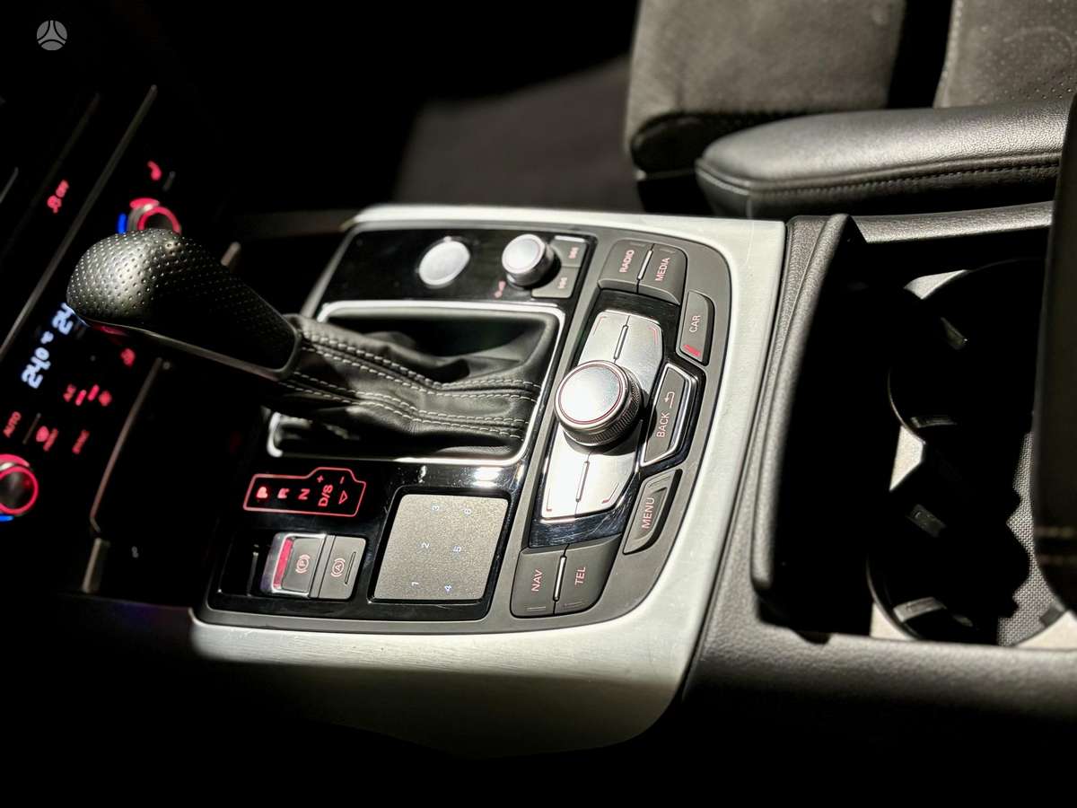 Audi A6, 3.0 l., Седан