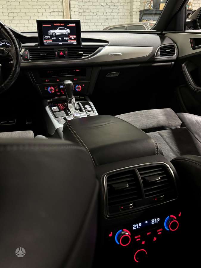 Audi A6, 3.0 l., Седан