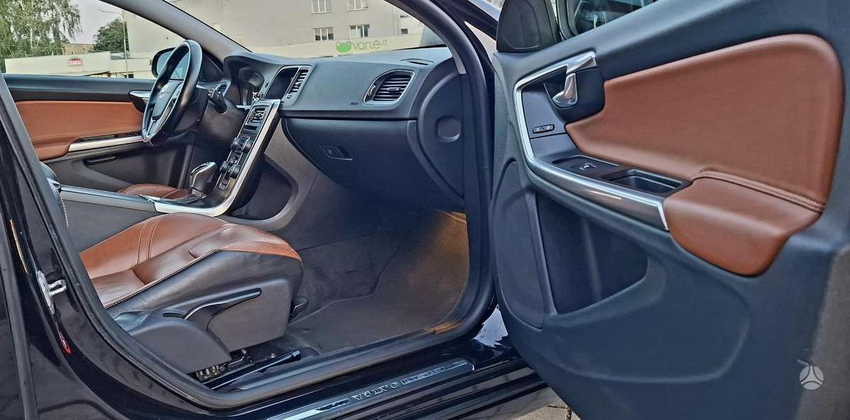 Volvo V60, 2.0 l., Универсал