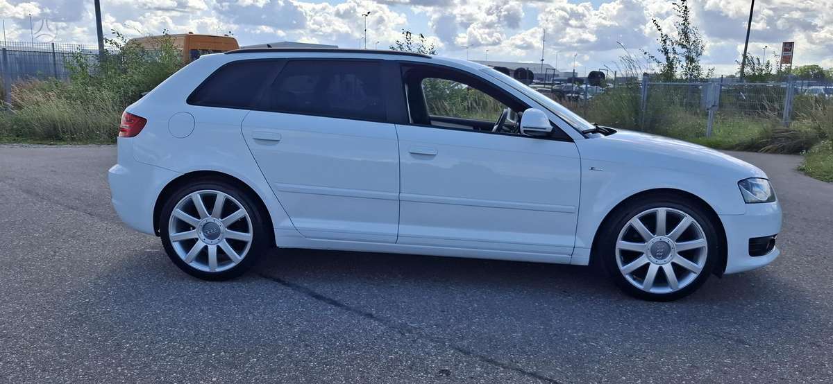Audi A3, 1.4 l., hatchback