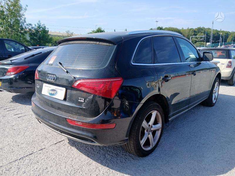 Audi Q5 dalimis