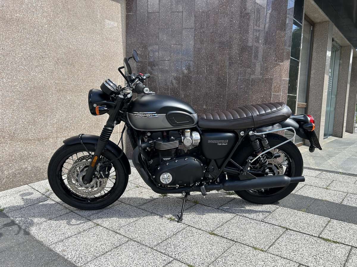 Triumph Bonneville 1200cc, street / classic