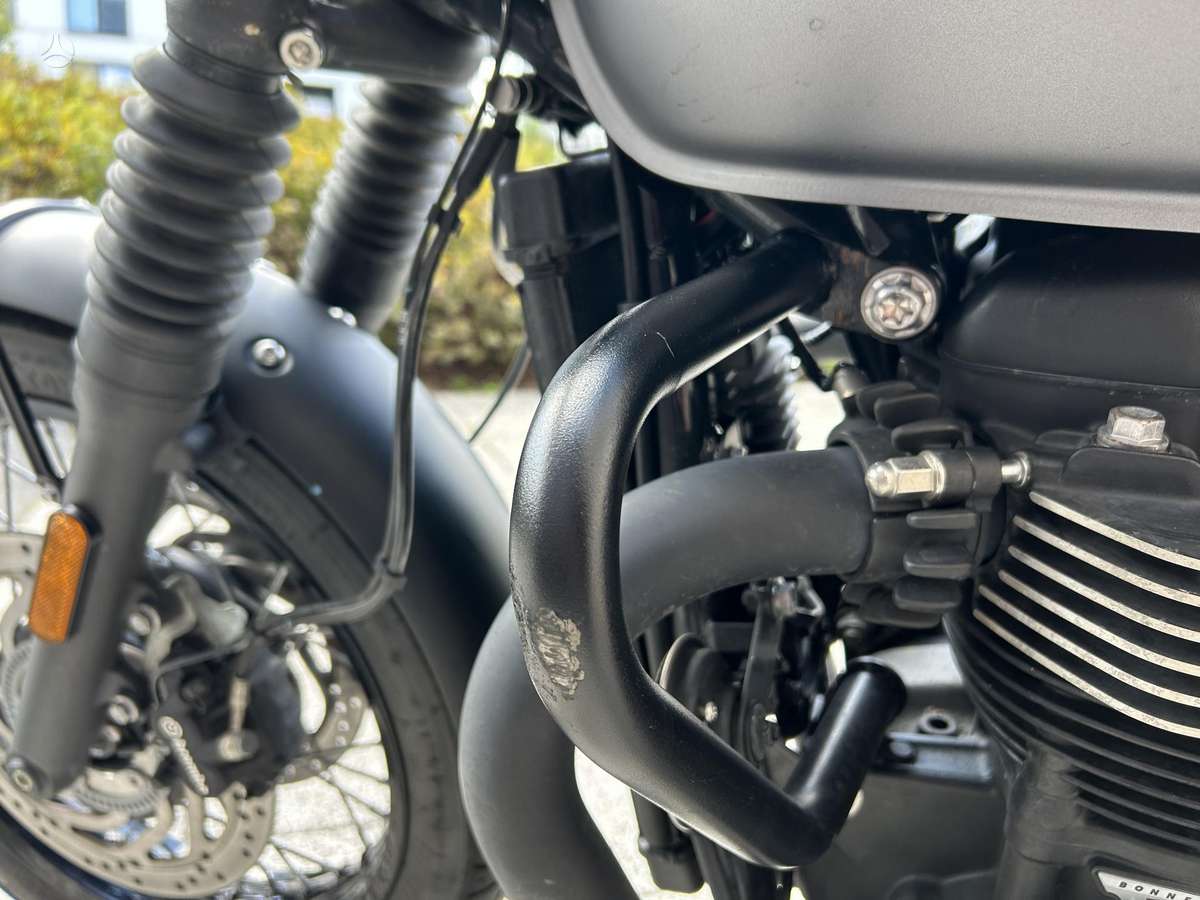 Triumph Bonneville 1200cc, street / classic