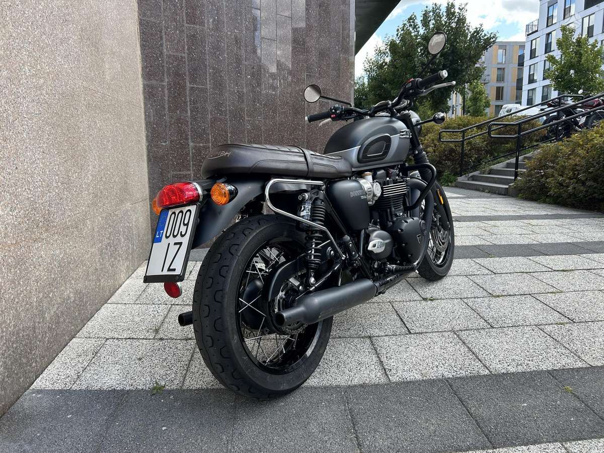 Triumph Bonneville 1200cc, street / classic