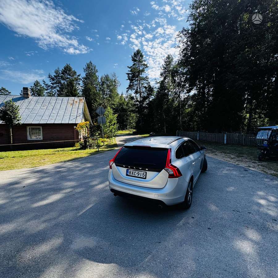 Volvo V60 - 2