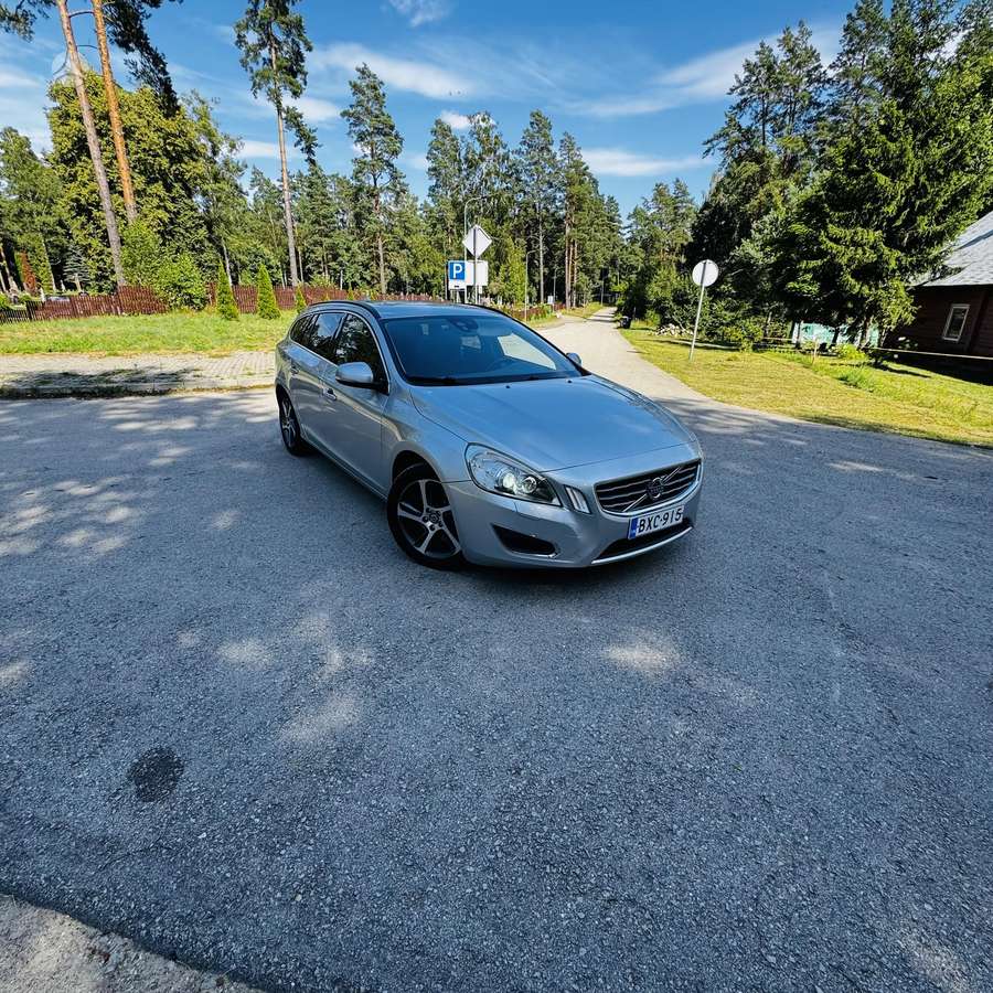 Volvo V60 - 1