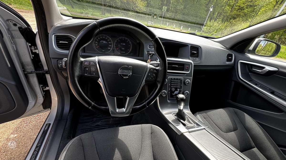 Volvo V60 - 12